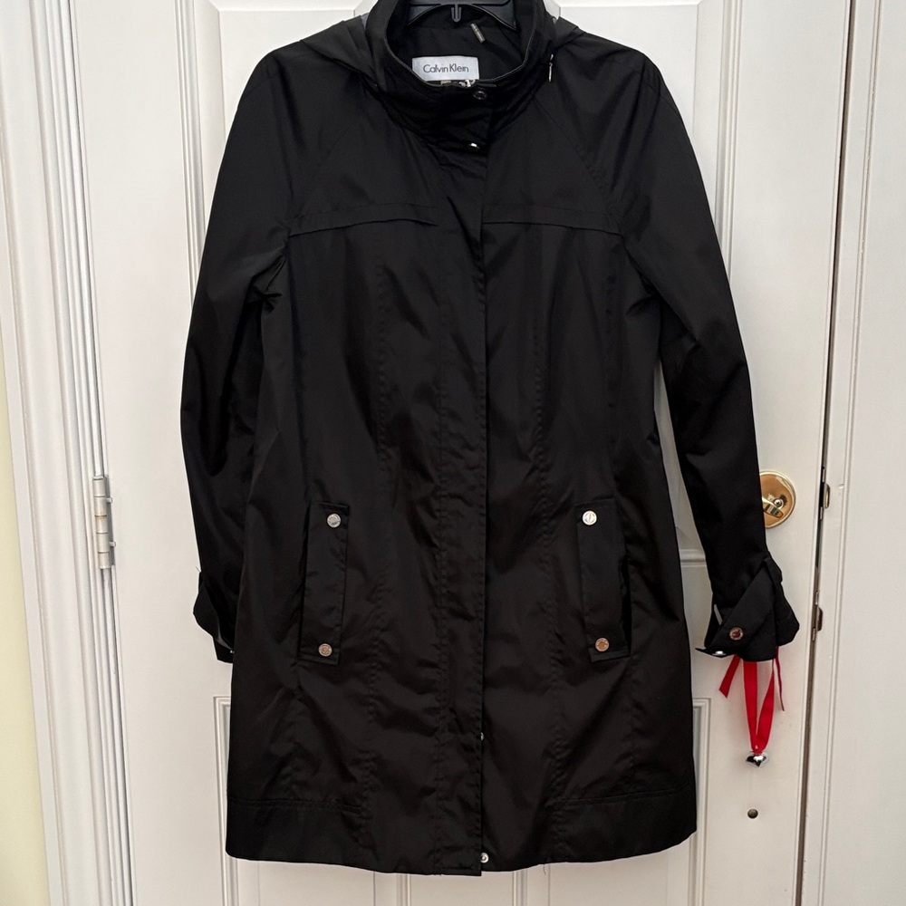 Calvin Klein Black Hooded Raincoat Coat With Packable Storage Pouch